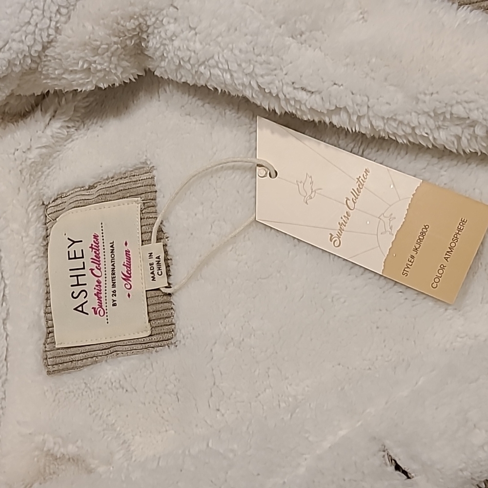 Furry Jacket - Picture 3 of 6